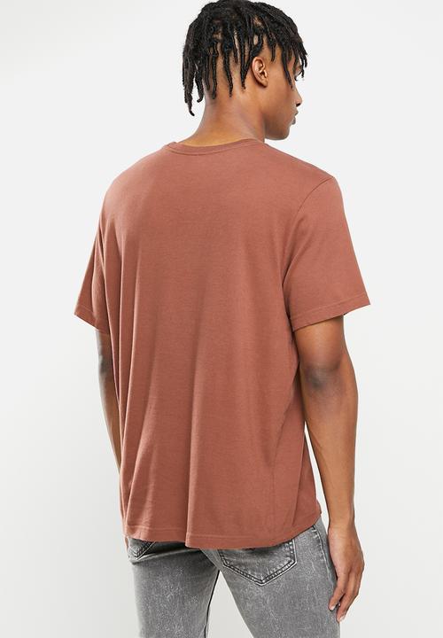 Levi’s® - Ss relaxed fit tee poster logo chest - cinnamon stick