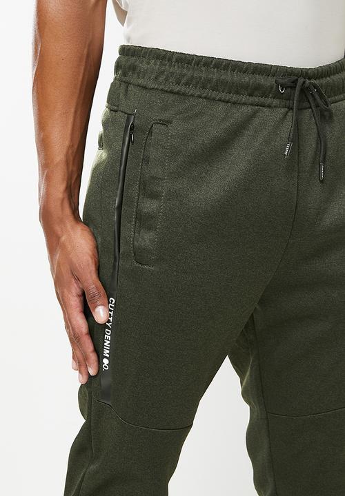 Cutty - Mens regular fit track pant - fatigue