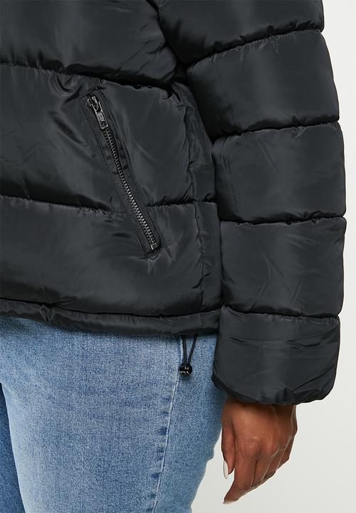 Glamorous - Plus puffer jacket - black