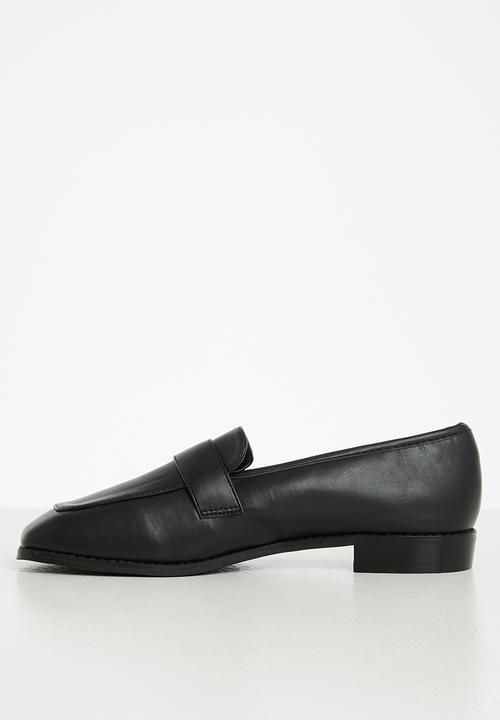 edit - Mackenzie loafer - black