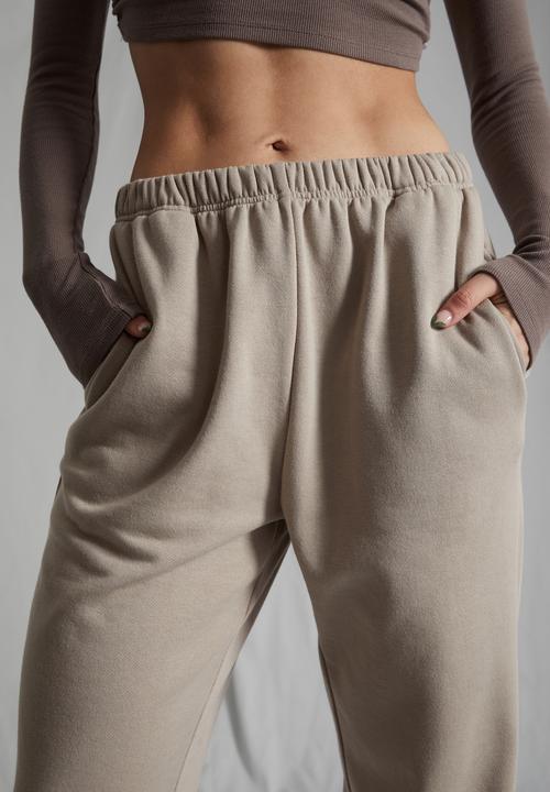 Factorie - Super slouchy trackpant - brown mushroom