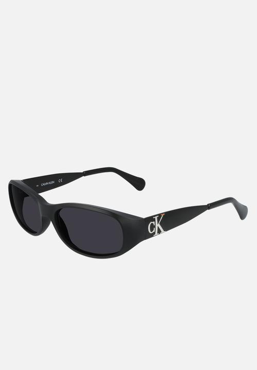Calvin Klein - Calvin Klein Sun 5516001 - Black