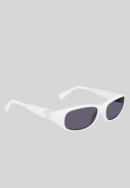 Calvin Klein - Calvin Klein Sunglasses - Chalk