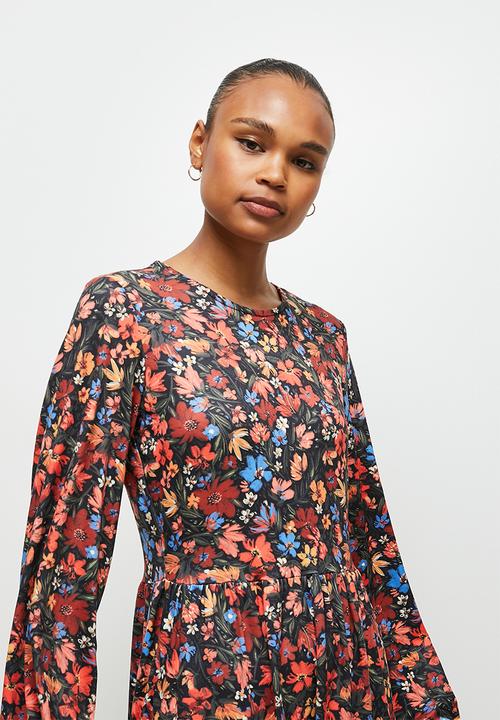 edit - Printed knit tiered midi - soft garden floral