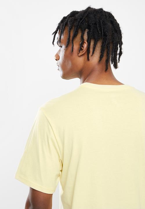 Converse - Tonal chuck patch tee - light yellow