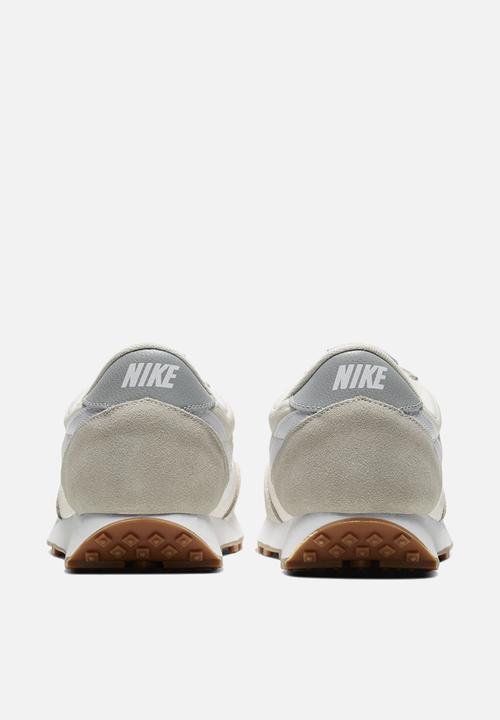 Nike - Daybreak - summit white/white/pale ivory