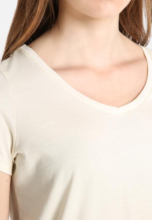 Vero Moda - Molly V-Neck Tee
