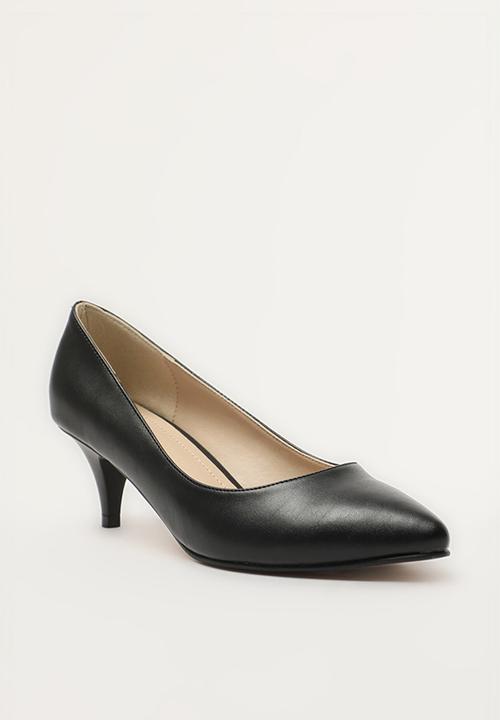 Trendyol - Kitten court heel - black