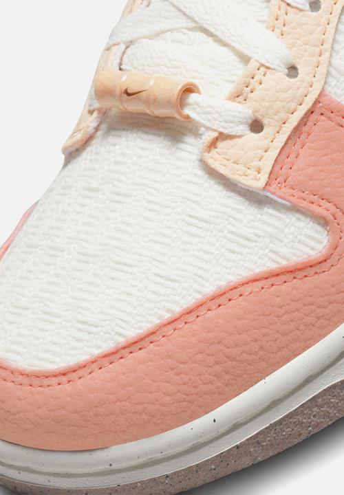 Nike - Dunk low SE "Sun Club"