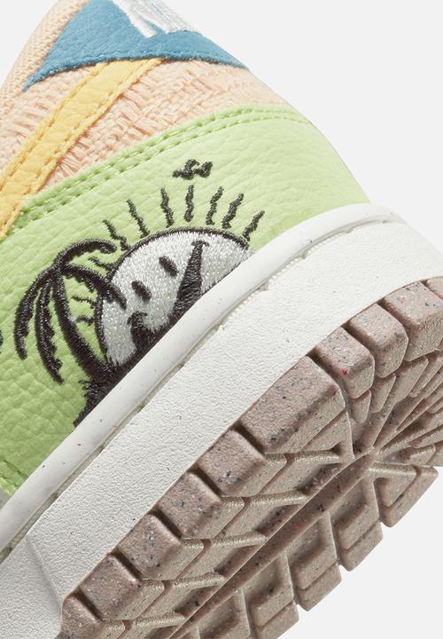 Nike - Dunk low SE "Sun Club"