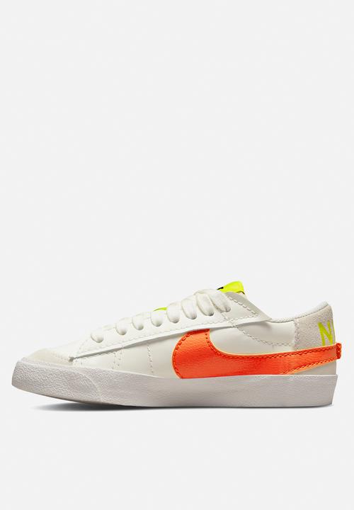 Nike - Blazer low '77 jumbo - sail/rush orange/atomic green