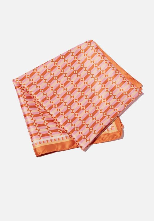 Rubi - Versatile scarf - pink sia geo