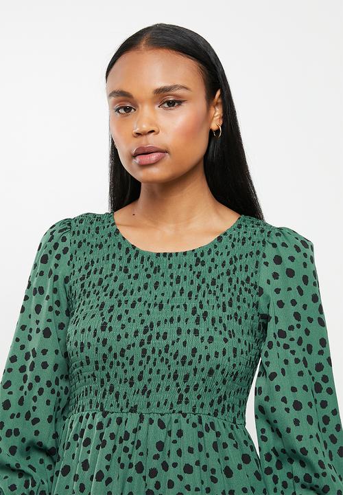 Stella Morgan - Long sleeve shirring smock dress - green