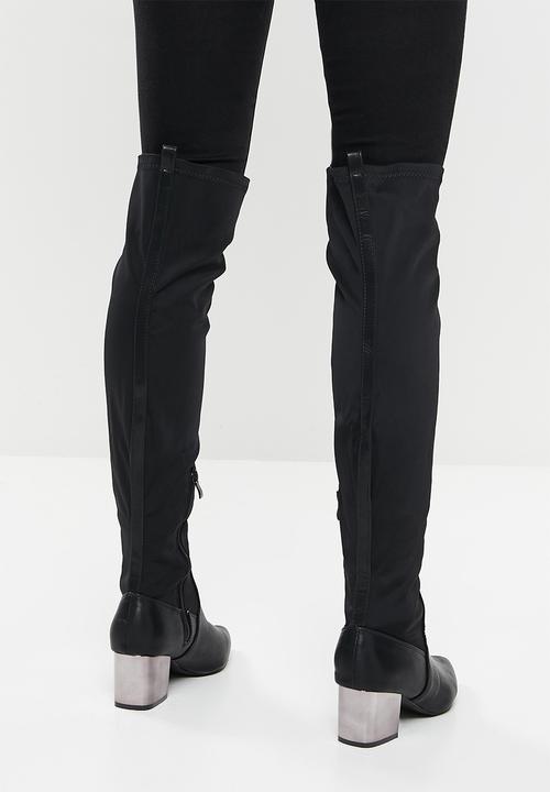 Seduction - Pointed over the knee boot - black