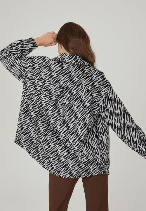 Cotton On - The boxy shacket - zebra grey