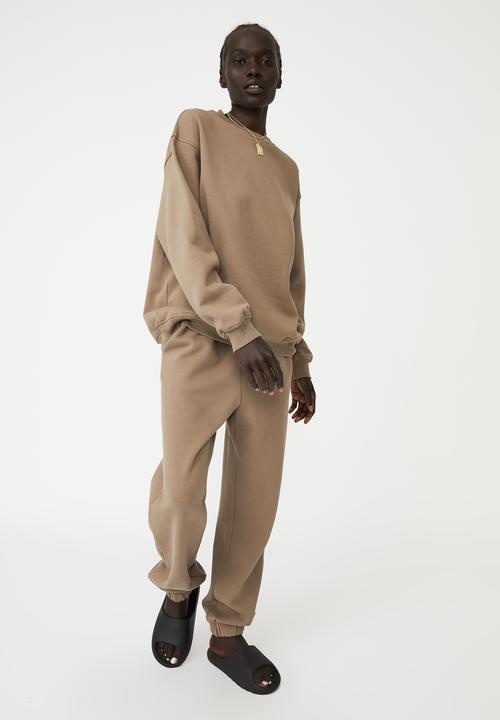 Cotton On - Classic crew sweatshirt - rich taupe
