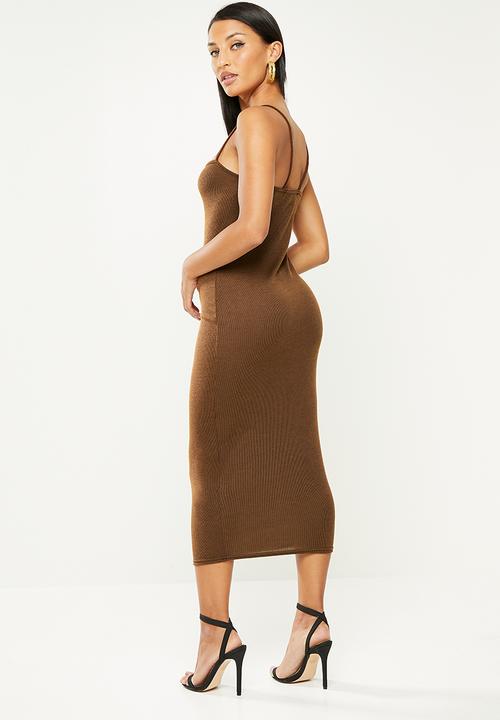 Missguided - Petite ribbed strappy midi dress - brown
