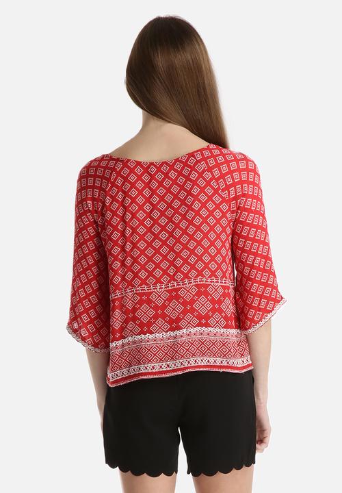New Look - Amaris Tile Embroidered Border Shell Top