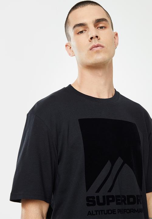 Superdry. - Mountain sport tee - black