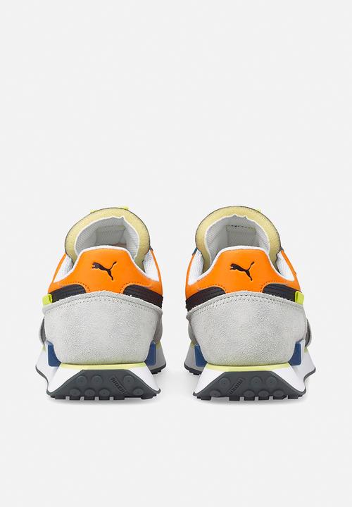 PUMA - Future rider play on - puma white-vibrant orange-harbor mist