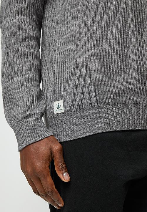 Lark & Crosse - Regular fit ribbed fisherman crew neck knit - charcoal