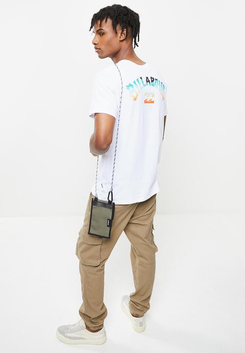 Billabong  - Arch fill short sleeve - white