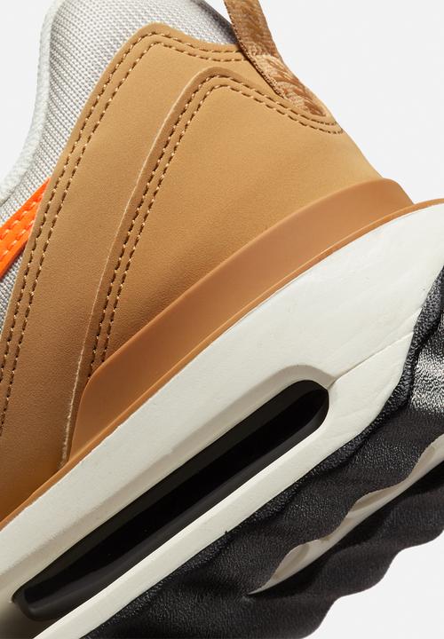 Nike - Air max dawn next nature - elemental gold/total orange-lt iron ore