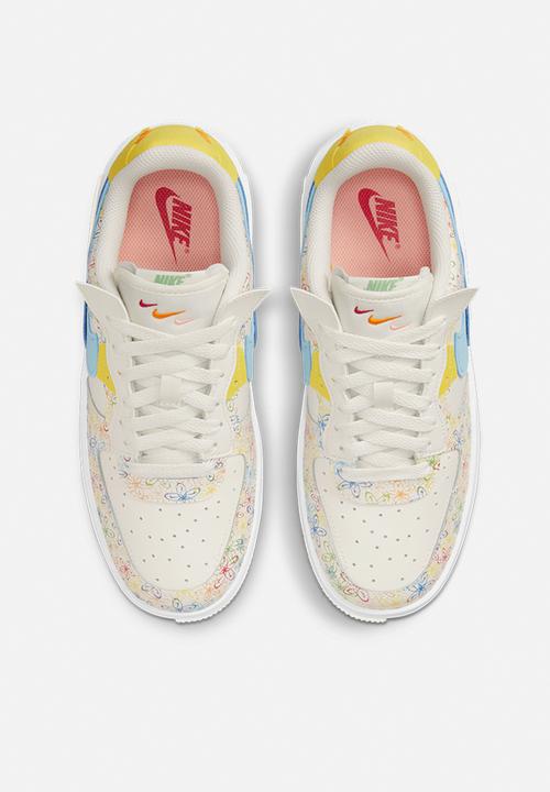Nike - Wmns air force 1 fontanka - sail/university blue-vivid sulfur