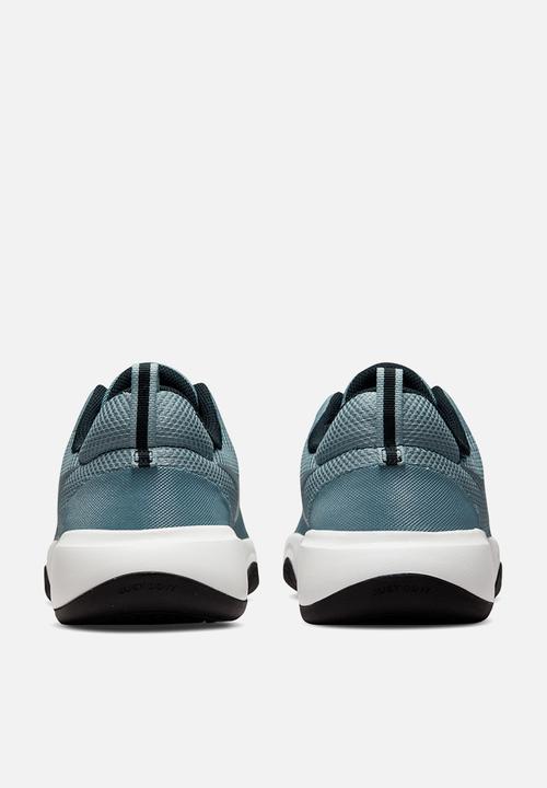 Nike - City rep tr - aviator grey/metallic silver/black