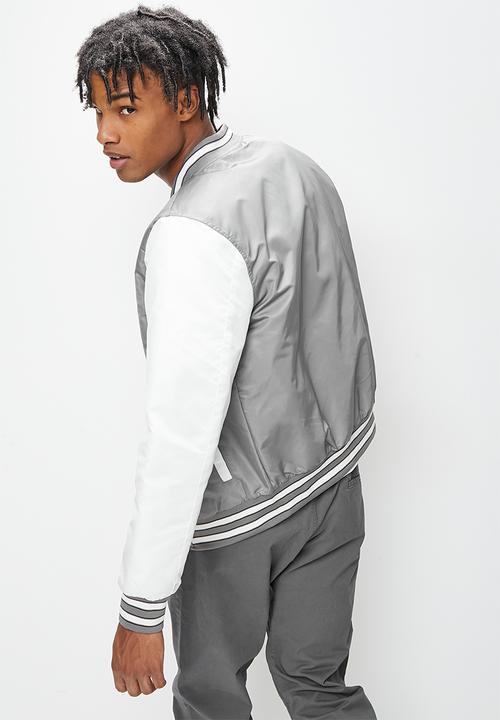 STYLE REPUBLIC - Padded varsity bomber jacket - grey & white