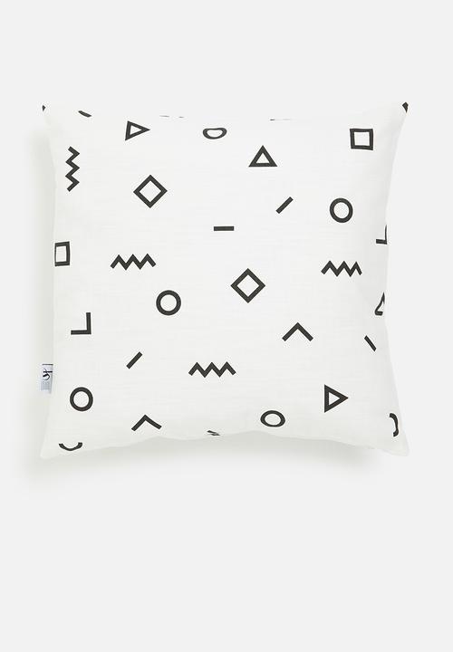 Sixth Floor - Jett cushion cover - black & white