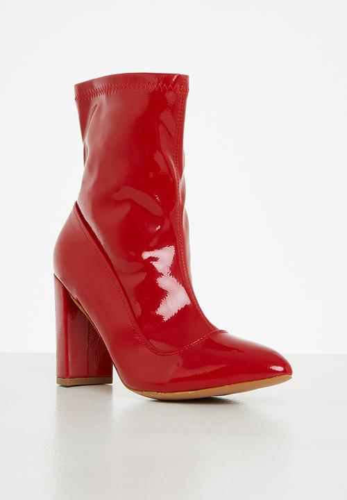 Seduction - Pointed sock boot - red