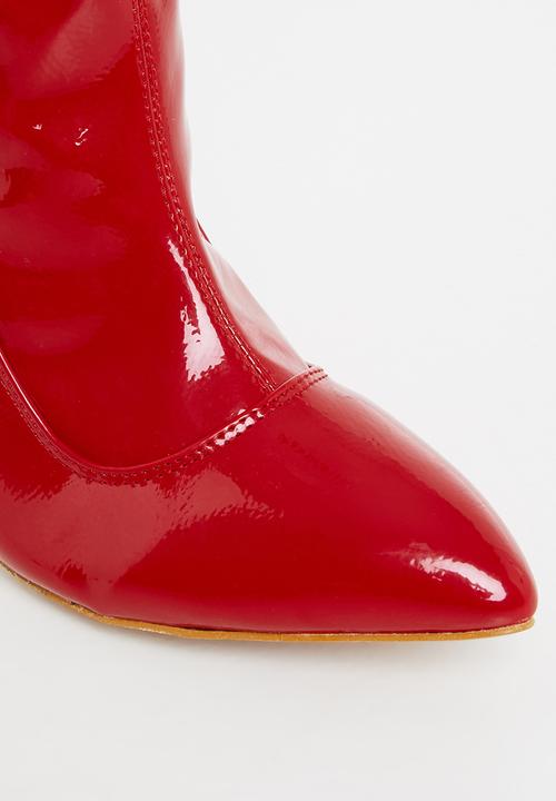 Seduction - Pointed sock boot - red