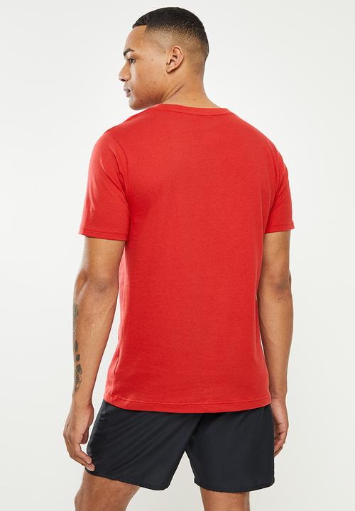 New Balance  - Nb classics graphic brand tee - team red