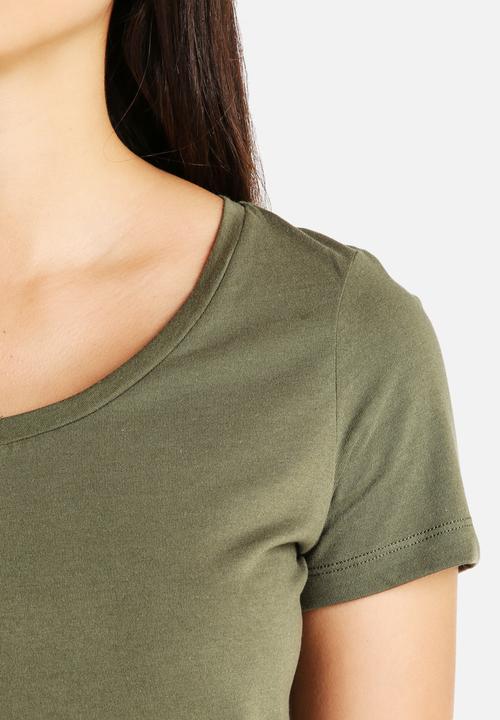 Vero Moda - Molly V-Neck Tee