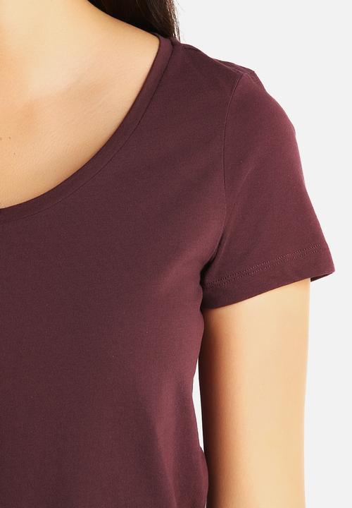 Vero Moda - Molly V-Neck Tee