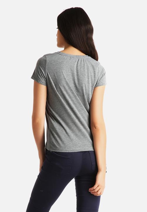 Vero Moda - Molly V-Neck Tee