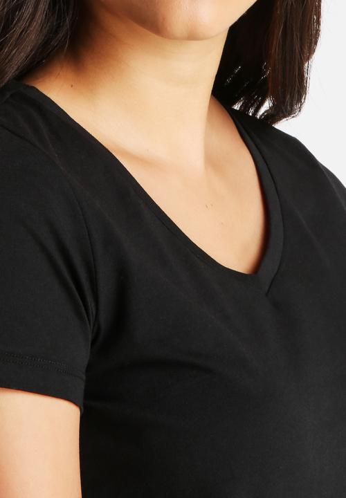 Vero Moda - Molly V-Neck Tee