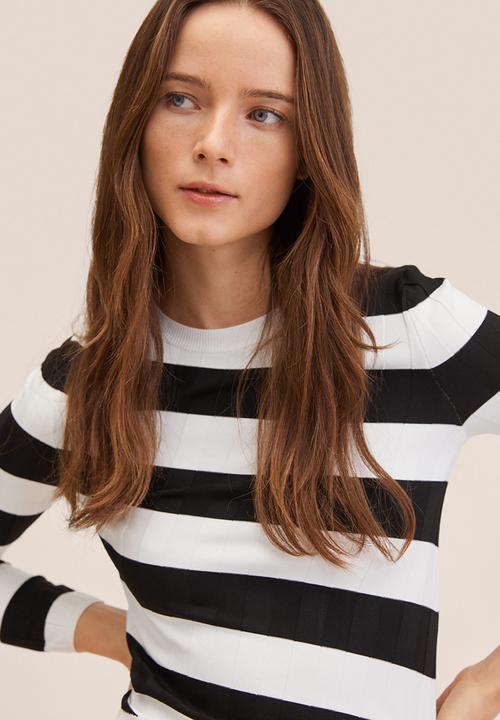 MANGO - Sweater oblicua - black & white