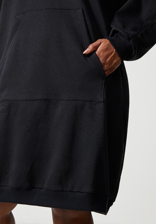 Superbalist - Raglan sweat dress - black