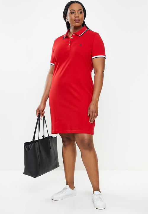 POLO - Plus wmn essential short sleeve golfer dress - red