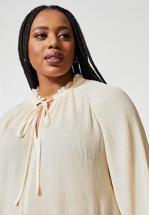 Superbalist - Keyhole pleated blouse - ecru 