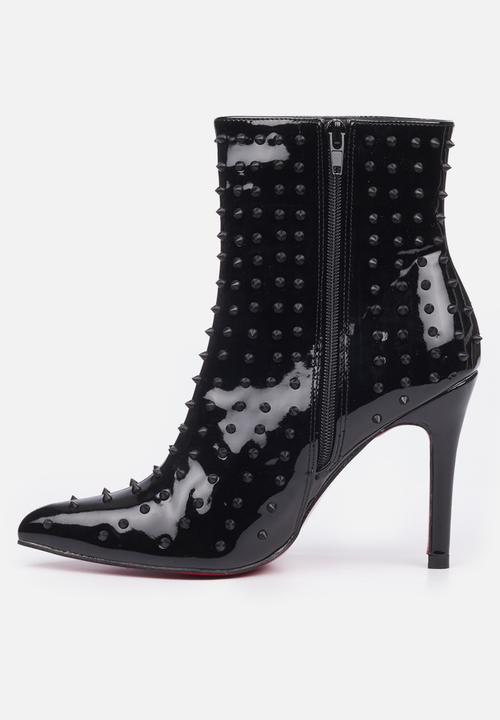 Miss Black - Bomb1 studded ankle boot - black