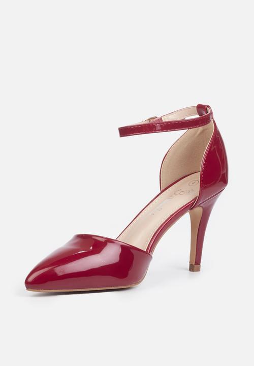 Butterfly Feet - Lexi 1 ankle strap heel - red
