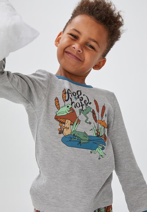 Cotton On - Noah long sleeve pyjama set - light grey