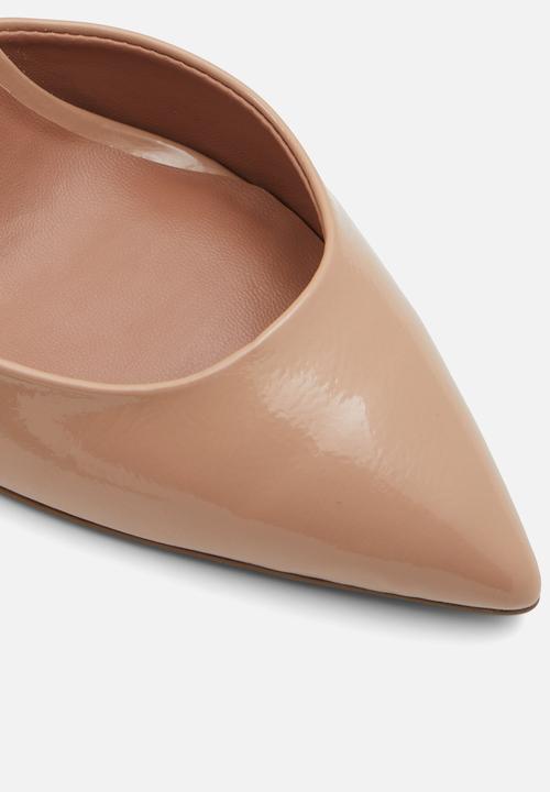 Call It Spring - Nicki court heel - beige