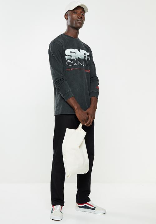 St. Goliath - Fade away long sleeve tee - washed black