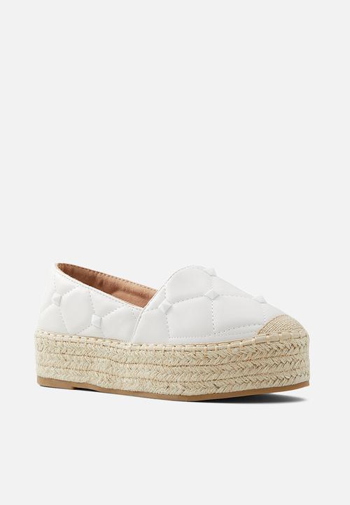 Call It Spring - Belladonna slip on - white
