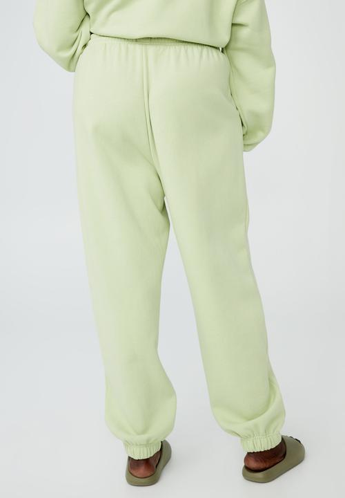 Cotton On - Curve classic trackpant - foam green