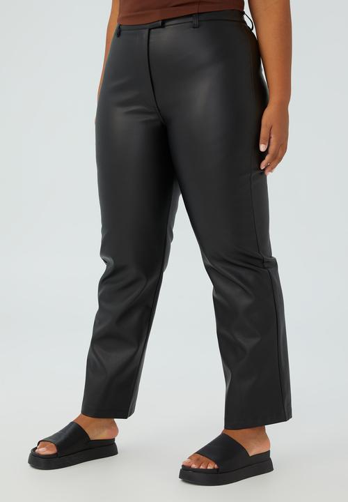 Cotton On - Curve arlow straight vegan leather pant- black